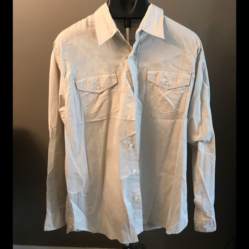 Wrangler Men’s Button-Down Long Sleeve Shirt